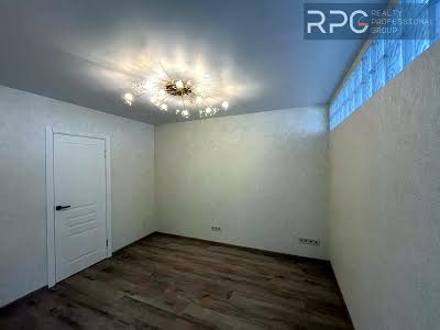 квартира по адресу с. Новоселки, Пригородная ул., 22-Б