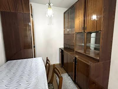 квартира за адресою Сергія Скальда вул. (Комарова), 9