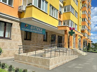 квартира за адресою Сім'ї Кульженків вул. (Петра Дегтяренка), 37