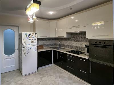 квартира за адресою Лісогринівецька вул., 26/3