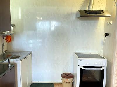 квартира по адресу Дмитра Яворницького ул., 2Б