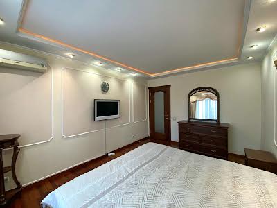 квартира по адресу Школьная ул., 27 Б