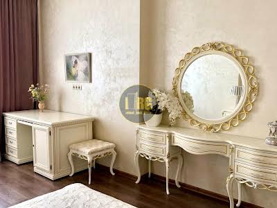 квартира за адресою Київ, Євгена Коновальця вул. (Щорса), 32-Г