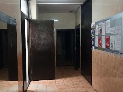 квартира за адресою Анни Ахматової вул., 34