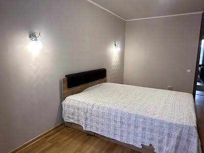 квартира по адресу Жулянська ул., 1-Д