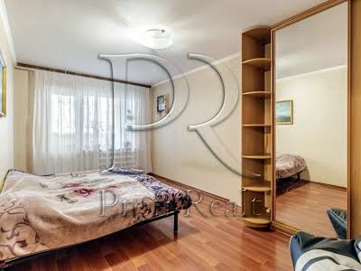 квартира по адресу Анны Ахматовой ул., 16-В