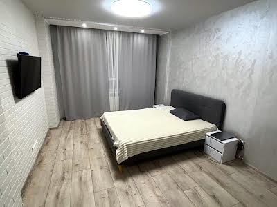 квартира за адресою Свободи вул., 20/4
