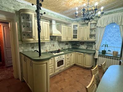 будинок за адресою Карпатської Січі вул. (Гвардійська), 36
