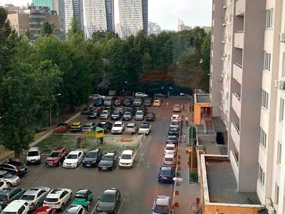 квартира за адресою Ростиславська вул. (Маршала Рибалка), 5Б