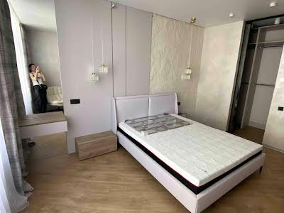 квартира за адресою Генуезька вул., 3В