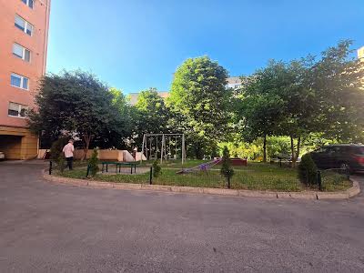 квартира за адресою Курбаса, 7
