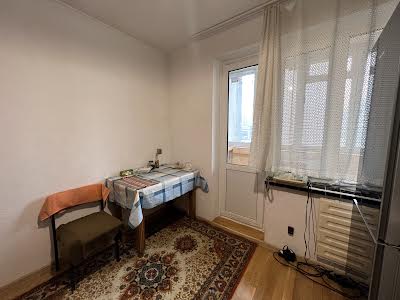 квартира за адресою Голосіївський просп. (40-річчя Жовтня), 7