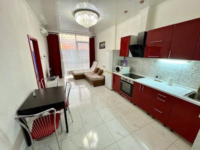 квартира по адресу Французский бульв., 60