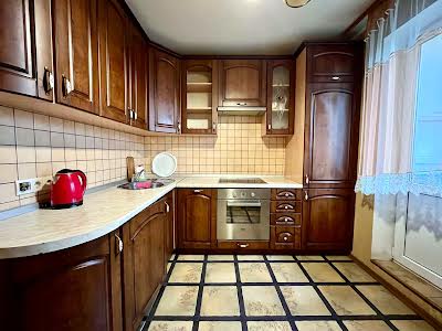 квартира за адресою Патріарха Мстислава Скрипника вул., 7