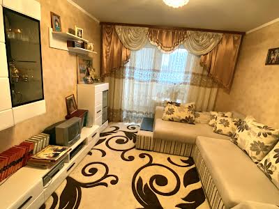 квартира по адресу Перемоги ул., 8/2