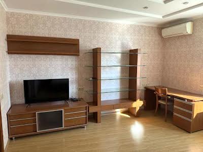 квартира за адресою Урлівська вул., 11-А