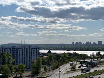 квартира за адресою Зарічна вул., 2