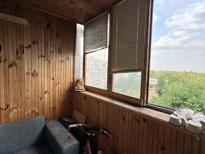 квартира за адресою Прирічна вул., 6