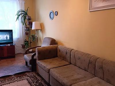 квартира за адресою Зодчих вул., 68/2