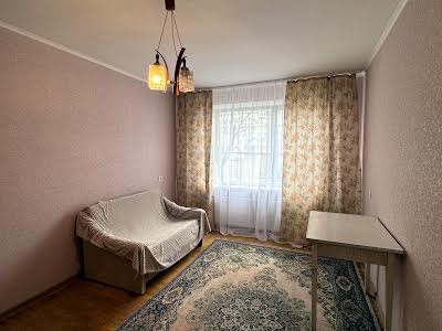 квартира за адресою Дніпровська набережна вул., 9