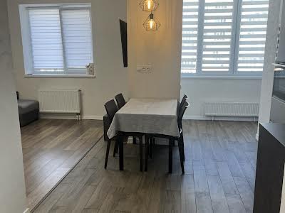 квартира за адресою Соборна вул., 126
