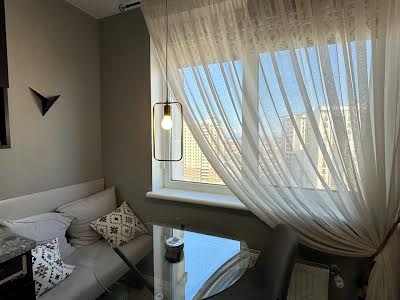 квартира за адресою Одеса, Перлинна вул., 3