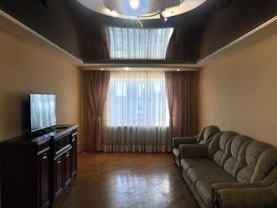 квартира за адресою Ревуцького вул., 5
