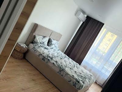квартира за адресою Михайла Максимовича вул. (Онуфрія Трутенка), 34 Б