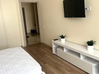 квартира за адресою Саперно-Слобідська вул., 24