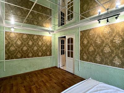 квартира по адресу Свободи ул., 13а