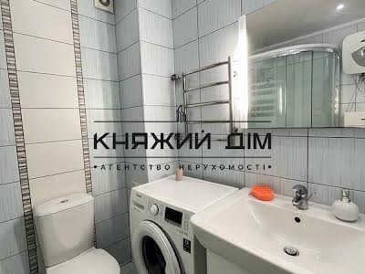 квартира за адресою Рибальська вул., 8