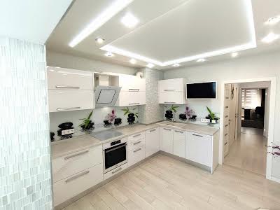 квартира за адресою Сергія Данченка вул., 3