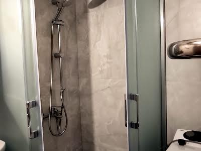 квартира за адресою Залізнична вул., 32
