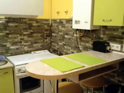 квартира за адресою Героїв УПА вул., 18