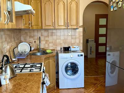 квартира за адресою Антоненка-Давидовича Бориса, 9
