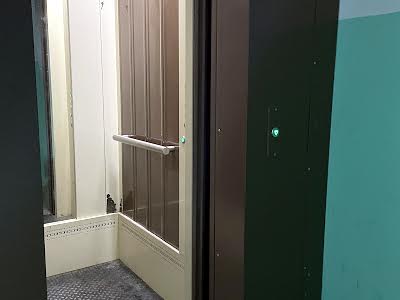 квартира за адресою Романа Ратушного вул. (Волгоградська), 31