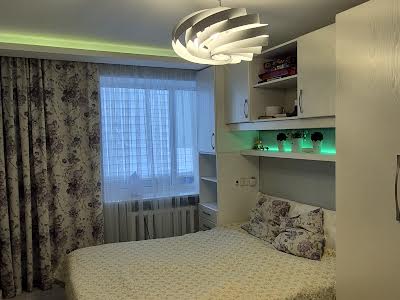 квартира за адресою Соломії Крушельницької вул., 73