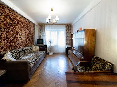 квартира за адресою Празька вул., 27