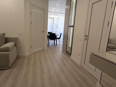 квартира за адресою Флотська, 10б
