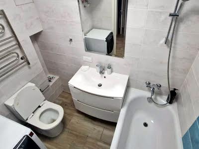 квартира по адресу Соломии Крушельницкой ул., 13