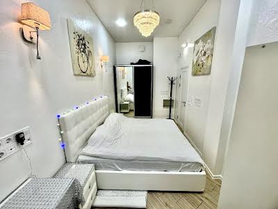 квартира за адресою Мала Житомирська вул., 5