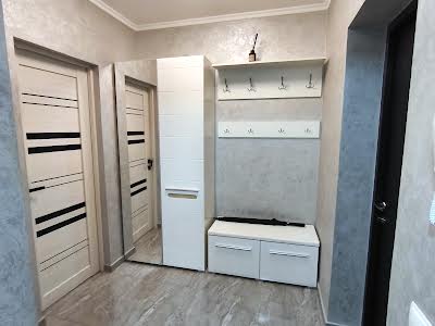 квартира за адресою Гренджі-Донського, 23