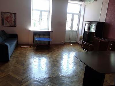 квартира за адресою Лисенка вул., 4