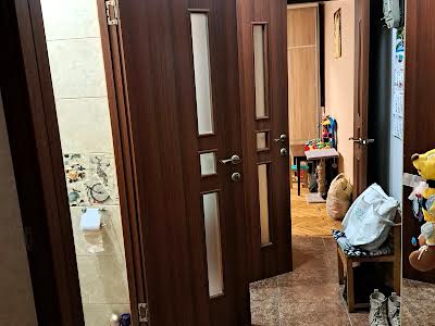 квартира за адресою Дегтярівська вул., 15
