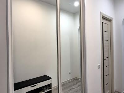 квартира за адресою Катерини Білокур, 1а