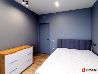 квартира за адресою Зарічна вул., 4 к2