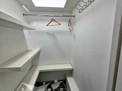 квартира за адресою Боголюбова вул., 27