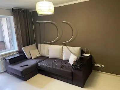 квартира за адресою Синьоозерна вул., 6-А