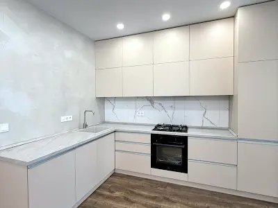 квартира за адресою Щаслива вул., 65