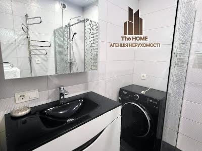 квартира за адресою Боголюбова вул., 34